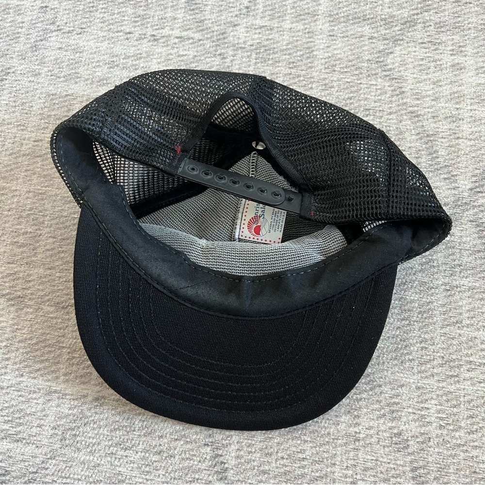 Vintage 1990s Suicide Table Delta Saloon Poker Gambling SnapBack Trucker Hat - Picture 5 of 7